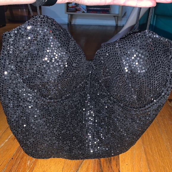 Vintage 90’s sequin crop top with padding - Picture 6 of 6